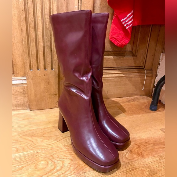 Women's Heeled Burgundy Mid / Upper Calf-High Boots - Never Worn!! New - Picture 6 of 7